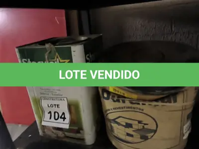 LOTE 104 - 01 LATA DE TINTA 18L STARVINIL  NA COR LARANJA E 01 TEXTURA MARROM 25KG. (NO ESTADO) ATENÇÃO! FAZER A VISITAÇÃO ANTES DE ARREMATAR, NÃO SABEMOS SE FUNCIONA, LEILÃO NÃO TEM GARANTIA E NEM DEVOLUÇÃO, SUJEITO A POSSÍVEIS AVARIAS VISÍVEIS/OCULTAS E/OU AUSÊNCIA DE COMPONENTES.