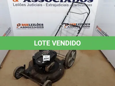 LOTE 404 - 01 MÁQUINA DE CORTAR GRAMA MODELO 650 1/C MARCA BRIGGS & STRATTON. (NO ESTADO) ATENÇÃO! FAZER A VISITAÇÃO ANTES DE ARREMATAR, NÃO SABEMOS SE FUNCIONA, LEILÃO NÃO TEM GARANTIA E NEM DEVOLUÇÃO, SUJEITO A POSSÍVEIS AVARIAS VISÍVEIS/OCULTAS E/OU AUSÊNCIA DE COMPONENTES.