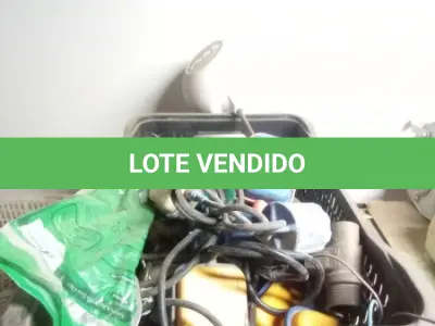 LOTE 412 - 01 LOTE COM BÓIAS AUTOMÁTICAS E BÓIAS MANUAIS  PARA CAIXA D’AGUA. (NO ESTADO) ATENÇÃO! FAZER A VISITAÇÃO ANTES DE ARREMATAR, NÃO SABEMOS SE FUNCIONA, LEILÃO NÃO TEM GARANTIA E NEM DEVOLUÇÃO, SUJEITO A POSSÍVEIS AVARIAS VISÍVEIS/OCULTAS E/OU AUSÊNCIA DE COMPONENTES.