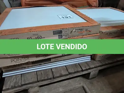 LOTE 191 - 09 CAIXAS DE PORCELANATO POINTER PORTOBELLO 60X60CM NA COR CIMENTO BRANCO. (NO ESTADO) ATENÇÃO! FAZER A VISITAÇÃO ANTES DE ARREMATAR, NÃO SABEMOS SE FUNCIONA, LEILÃO NÃO TEM GARANTIA E NEM DEVOLUÇÃO, SUJEITO A POSSÍVEIS AVARIAS VISÍVEIS/OCULTAS E/OU AUSÊNCIA DE COMPONENTES.