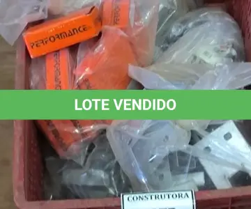 LOTE 234 - 01 LOTE COM PREGOS DE FINCAPINOS E DISCO DIAMANTADOS PARA POLIMENTO DE PEDRAS. (CAIXA ORGANIZADORA NAO INCLUSA) (NO ESTADO) ATENÇÃO! FAZER A VISITAÇÃO ANTES DE ARREMATAR, NÃO SABEMOS SE FUNCIONA, LEILÃO NÃO TEM GARANTIA E NEM DEVOLUÇÃO, SUJEITO A POSSÍVEIS AVARIAS VISÍVEIS/OCULTAS E/OU AUSÊNCIA DE COMPONENTES.