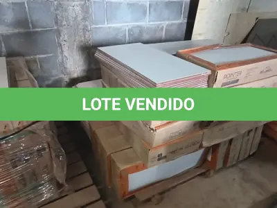 LOTE 188 - 01 LOTE COM APROXIMADAMENTE 22 CAIXAS DE REVERTIMENTO POINTER PORTOBELLO NA COR CLASSICO BRANCO 30X60CM. (NO ESTADO) ATENÇÃO! FAZER A VISITAÇÃO ANTES DE ARREMATAR, NÃO SABEMOS SE FUNCIONA, LEILÃO NÃO TEM GARANTIA E NEM DEVOLUÇÃO, SUJEITO A POSSÍVEIS AVARIAS VISÍVEIS/OCULTAS E/OU AUSÊNCIA DE COMPONENTES.