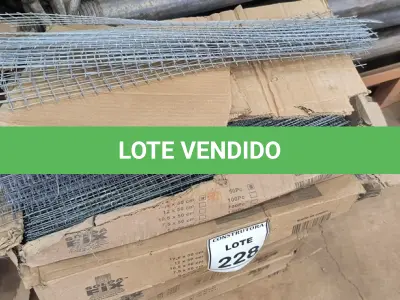 LOTE 228 - 05 CAIXAS COM TELAS PARA CURAR TRINCAS. (NO ESTADO) ATENÇÃO! FAZER A VISITAÇÃO ANTES DE ARREMATAR, NÃO SABEMOS SE FUNCIONA, LEILÃO NÃO TEM GARANTIA E NEM DEVOLUÇÃO, SUJEITO A POSSÍVEIS AVARIAS VISÍVEIS/OCULTAS E/OU AUSÊNCIA DE COMPONENTES.