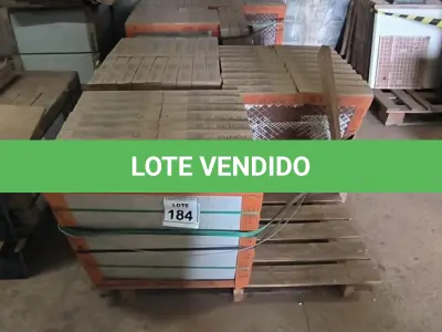 LOTE 184 - 27 CAIXAS DE PORCELANATO POINTER NA COR CIMENTO CINZA 60X60CM. (NO ESTADO) ATENÇÃO! FAZER A VISITAÇÃO ANTES DE ARREMATAR, NÃO SABEMOS SE FUNCIONA, LEILÃO NÃO TEM GARANTIA E NEM DEVOLUÇÃO, SUJEITO A POSSÍVEIS AVARIAS VISÍVEIS/OCULTAS E/OU AUSÊNCIA DE COMPONENTES. 