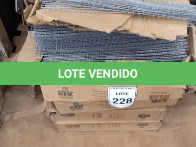LOTE 228 - 05 CAIXAS COM TELAS PARA CURAR TRINCAS. (NO ESTADO) ATENÇÃO! FAZER A VISITAÇÃO ANTES DE ARREMATAR, NÃO SABEMOS SE FUNCIONA, LEILÃO NÃO TEM GARANTIA E NEM DEVOLUÇÃO, SUJEITO A POSSÍVEIS AVARIAS VISÍVEIS/OCULTAS E/OU AUSÊNCIA DE COMPONENTES.