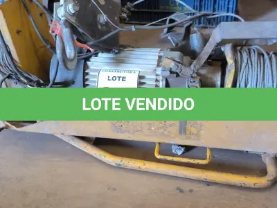 LOTE 212 - 01 TALHA ELÉTRICA 220/380 TRIFÁSICO 400KG. (NO ESTADO) ATENÇÃO! FAZER A VISITAÇÃO ANTES DE ARREMATAR, NÃO SABEMOS SE FUNCIONA, LEILÃO NÃO TEM GARANTIA E NEM DEVOLUÇÃO, SUJEITO A POSSÍVEIS AVARIAS VISÍVEIS/OCULTAS E/OU AUSÊNCIA DE COMPONENTES.