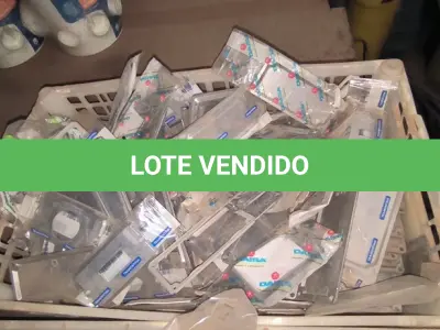 LOTE 304 - 01 LOTE COM TAMPAS DE CONDULETES E BUCHAS DE REDUÇÃO PARA ELETRODUTOS. (CAIXA ORGANIZADORA NAO INCLUSA) (NO ESTADO) ATENÇÃO! FAZER A VISITAÇÃO ANTES DE ARREMATAR, NÃO SABEMOS SE FUNCIONA, LEILÃO NÃO TEM GARANTIA E NEM DEVOLUÇÃO, SUJEITO A POSSÍVEIS AVARIAS VISÍVEIS/OCULTAS E/OU AUSÊNCIA DE COMPONENTES.