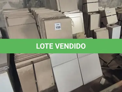 LOTE 159 - 01 LOTE COM PISOS DE CORES E TAMANHOS DIVERSOS. (NO ESTADO) ATENÇÃO! FAZER A VISITAÇÃO ANTES DE ARREMATAR, NÃO SABEMOS SE FUNCIONA, LEILÃO NÃO TEM GARANTIA E NEM DEVOLUÇÃO, SUJEITO A POSSÍVEIS AVARIAS VISÍVEIS/OCULTAS E/OU AUSÊNCIA DE COMPONENTES.