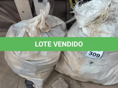 LOTE 309 - 02 SACOS COM CAIXAS DE LUZ 4X4 EM PVC. (CAIXA ORGANIZADORA NAO INCLUSA) (NO ESTADO) ATENÇÃO! FAZER A VISITAÇÃO ANTES DE ARREMATAR, NÃO SABEMOS SE FUNCIONA, LEILÃO NÃO TEM GARANTIA E NEM DEVOLUÇÃO, SUJEITO A POSSÍVEIS AVARIAS VISÍVEIS/OCULTAS E/OU AUSÊNCIA DE COMPONENTES.