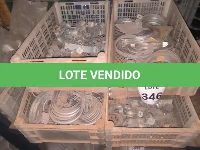 LOTE 346 - 01 LOTE COM ABRAÇADEIRAS TIPO U. (CAIXA ORGANIZADORA NAO INCLUSA) (NO ESTADO) ATENÇÃO! FAZER A VISITAÇÃO ANTES DE ARREMATAR, NÃO SABEMOS SE FUNCIONA, LEILÃO NÃO TEM GARANTIA E NEM DEVOLUÇÃO, SUJEITO A POSSÍVEIS AVARIAS VISÍVEIS/OCULTAS E/OU AUSÊNCIA DE COMPONENTES.