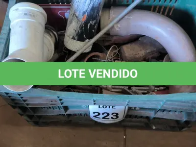 LOTE 223 - 01 LOTE COM MARRETA, PICARETA SEM CABO, CONEXÕES E XIBANCA. (CAIXA ORGANIZADORA NAO INCLUSA) (NO ESTADO) ATENÇÃO! FAZER A VISITAÇÃO ANTES DE ARREMATAR, NÃO SABEMOS SE FUNCIONA, LEILÃO NÃO TEM GARANTIA E NEM DEVOLUÇÃO, SUJEITO A POSSÍVEIS AVARIAS VISÍVEIS/OCULTAS E/OU AUSÊNCIA DE COMPONENTES.