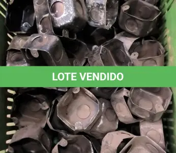 LOTE 306 - 01 LOTE COM CAIXAS DE LUZ METÁLICAS 3X3. (CAIXA ORGANIZADORA NAO INCLUSA) (NO ESTADO) ATENÇÃO! FAZER A VISITAÇÃO ANTES DE ARREMATAR, NÃO SABEMOS SE FUNCIONA, LEILÃO NÃO TEM GARANTIA E NEM DEVOLUÇÃO, SUJEITO A POSSÍVEIS AVARIAS VISÍVEIS/OCULTAS E/OU AUSÊNCIA DE COMPONENTES.