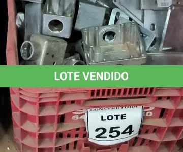 LOTE 254 - 01 LOTE COM CONDULETES EM ALUMÍNIO.  (CAIXA ORGANIZADORA NAO INCLUSA) (NO ESTADO) ATENÇÃO! FAZER A VISITAÇÃO ANTES DE ARREMATAR, NÃO SABEMOS SE FUNCIONA, LEILÃO NÃO TEM GARANTIA E NEM DEVOLUÇÃO, SUJEITO A POSSÍVEIS AVARIAS VISÍVEIS/OCULTAS E/OU AUSÊNCIA DE COMPONENTES.