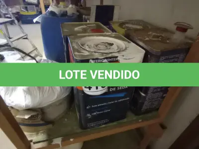 LOTE 410 - 04 LATAS DE TINTAS DIVERSAS E 01 SACO COM MASSA CORRIDA. (NO ESTADO) ATENÇÃO! FAZER A VISITAÇÃO ANTES DE ARREMATAR, NÃO SABEMOS SE FUNCIONA, LEILÃO NÃO TEM GARANTIA E NEM DEVOLUÇÃO, SUJEITO A POSSÍVEIS AVARIAS VISÍVEIS/OCULTAS E/OU AUSÊNCIA DE COMPONENTES.