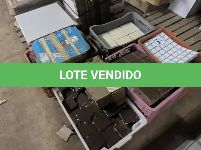 LOTE 176 - 01 LOTE COM PASTILHAS DIVERSAS CORES E TAMANHOS.(CAIXA ORGANIZADORA NAO INCLUSA) (NO ESTADO) ATENÇÃO! FAZER A VISITAÇÃO ANTES DE ARREMATAR, NÃO SABEMOS SE FUNCIONA, LEILÃO NÃO TEM GARANTIA E NEM DEVOLUÇÃO, SUJEITO A POSSÍVEIS AVARIAS VISÍVEIS/OCULTAS E/OU AUSÊNCIA DE COMPONENTES.
