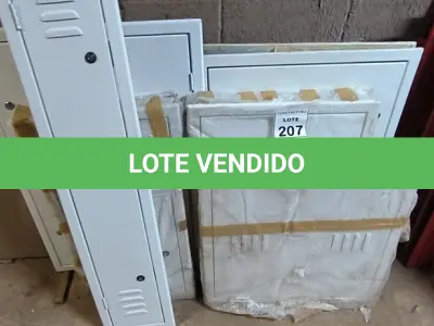 LOTE 207 - 01 LOTE COM TAMPAS PARA QUADROS ELÉTRICOS. (NO ESTADO) ATENÇÃO! FAZER A VISITAÇÃO ANTES DE ARREMATAR, NÃO SABEMOS SE FUNCIONA, LEILÃO NÃO TEM GARANTIA E NEM DEVOLUÇÃO, SUJEITO A POSSÍVEIS AVARIAS VISÍVEIS/OCULTAS E/OU AUSÊNCIA DE COMPONENTES.