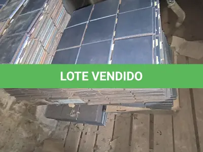 LOTE 197 - 01 LOTE COM PASTILHAS 10X10CM NA COR AZUL. (NO ESTADO) ATENÇÃO! FAZER A VISITAÇÃO ANTES DE ARREMATAR, NÃO SABEMOS SE FUNCIONA, LEILÃO NÃO TEM GARANTIA E NEM DEVOLUÇÃO, SUJEITO A POSSÍVEIS AVARIAS VISÍVEIS/OCULTAS E/OU AUSÊNCIA DE COMPONENTES.