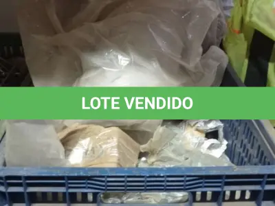 LOTE 403 - 01 LOTE COM PARAFUSOS TAMANHOS DIVERSOS. (CAIXA ORGANIZADORA NAO INCLUSA) (NO ESTADO) ATENÇÃO! FAZER A VISITAÇÃO ANTES DE ARREMATAR, NÃO SABEMOS SE FUNCIONA, LEILÃO NÃO TEM GARANTIA E NEM DEVOLUÇÃO, SUJEITO A POSSÍVEIS AVARIAS VISÍVEIS/OCULTAS E/OU AUSÊNCIA DE COMPONENTES.