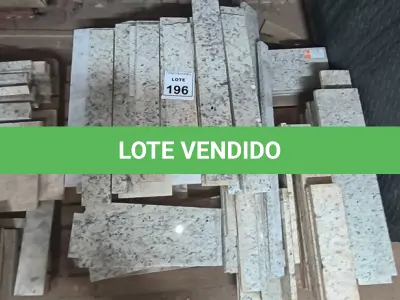 LOTE 196 - 01 LOTE COM SOLEIRAS EM GRANITO CINZA. (NO ESTADO) ATENÇÃO! FAZER A VISITAÇÃO ANTES DE ARREMATAR, NÃO SABEMOS SE FUNCIONA, LEILÃO NÃO TEM GARANTIA E NEM DEVOLUÇÃO, SUJEITO A POSSÍVEIS AVARIAS VISÍVEIS/OCULTAS E/OU AUSÊNCIA DE COMPONENTES.