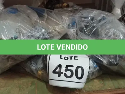 LOTE 450 - 03 SACOS COM REGISTROS GAVETA EUROPA DN 20X3/4. (NO ESTADO) ATENÇÃO! FAZER A VISITAÇÃO ANTES DE ARREMATAR, NÃO SABEMOS SE FUNCIONA, LEILÃO NÃO TEM GARANTIA E NEM DEVOLUÇÃO, SUJEITO A POSSÍVEIS AVARIAS VISÍVEIS/OCULTAS E/OU AUSÊNCIA DE COMPONENTES.