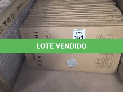LOTE 154 - 23 CAIXAS COM CERÃMICAS/PORCELANATO PORTINARI 43,7X87,7 RETIFICADO SIDES HD CONCRETO. (NO ESTADO) ATENÇÃO! FAZER A VISITAÇÃO ANTES DE ARREMATAR, NÃO SABEMOS SE FUNCIONA, LEILÃO NÃO TEM GARANTIA E NEM DEVOLUÇÃO, SUJEITO A POSSÍVEIS AVARIAS VISÍVEIS/OCULTAS E/OU AUSÊNCIA DE COMPONENTES.