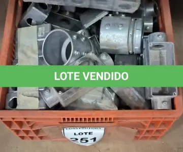 LOTE 251 - 01 LOTE COM CONDULETES EM ALUMÍNIO TAMANHOS DIVERSOS. (CAIXA ORGANIZADORA NAO INCLUSA) (NO ESTADO) ATENÇÃO! FAZER A VISITAÇÃO ANTES DE ARREMATAR, NÃO SABEMOS SE FUNCIONA, LEILÃO NÃO TEM GARANTIA E NEM DEVOLUÇÃO, SUJEITO A POSSÍVEIS AVARIAS VISÍVEIS/OCULTAS E/OU AUSÊNCIA DE COMPONENTES.