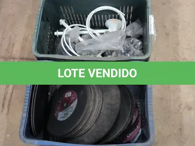 LOTE 238 - 01 LOTE COM DISCOS DE CORTE 7/8” E DISCO DE CORTE PARA POLICORTE. (CAIXA ORGANIZADORA NAO INCLUSA) (NO ESTADO) ATENÇÃO! FAZER A VISITAÇÃO ANTES DE ARREMATAR, NÃO SABEMOS SE FUNCIONA, LEILÃO NÃO TEM GARANTIA E NEM DEVOLUÇÃO, SUJEITO A POSSÍVEIS AVARIAS VISÍVEIS/OCULTAS E/OU AUSÊNCIA DE COMPONENTES.