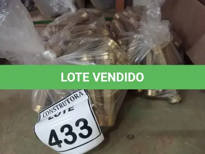 LOTE 433 - 01 LOTE COM ALONGADORES DE  CONECXÃO ¾ EM METAL. (NO ESTADO) ATENÇÃO! FAZER A VISITAÇÃO ANTES DE ARREMATAR, NÃO SABEMOS SE FUNCIONA, LEILÃO NÃO TEM GARANTIA E NEM DEVOLUÇÃO, SUJEITO A POSSÍVEIS AVARIAS VISÍVEIS/OCULTAS E/OU AUSÊNCIA DE COMPONENTES.