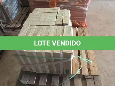 LOTE 185 - 15 CAIXAS DE PISOS PORTOBELO 41X41CM. (NO ESTADO) ATENÇÃO! FAZER A VISITAÇÃO ANTES DE ARREMATAR, NÃO SABEMOS SE FUNCIONA, LEILÃO NÃO TEM GARANTIA E NEM DEVOLUÇÃO, SUJEITO A POSSÍVEIS AVARIAS VISÍVEIS/OCULTAS E/OU AUSÊNCIA DE COMPONENTES.
