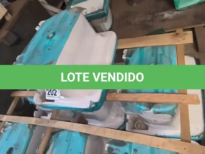 LOTE 202 - 04 TANQUES DECA. (NO ESTADO) ATENÇÃO! FAZER A VISITAÇÃO ANTES DE ARREMATAR, NÃO SABEMOS SE FUNCIONA, LEILÃO NÃO TEM GARANTIA E NEM DEVOLUÇÃO, SUJEITO A POSSÍVEIS AVARIAS VISÍVEIS/OCULTAS E/OU AUSÊNCIA DE COMPONENTES.