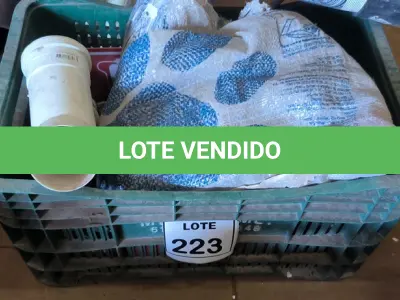 LOTE 223 - 01 LOTE COM MARRETA, PICARETA SEM CABO, CONEXÕES E XIBANCA. (CAIXA ORGANIZADORA NAO INCLUSA) (NO ESTADO) ATENÇÃO! FAZER A VISITAÇÃO ANTES DE ARREMATAR, NÃO SABEMOS SE FUNCIONA, LEILÃO NÃO TEM GARANTIA E NEM DEVOLUÇÃO, SUJEITO A POSSÍVEIS AVARIAS VISÍVEIS/OCULTAS E/OU AUSÊNCIA DE COMPONENTES.