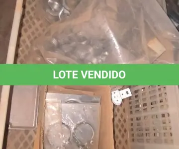 LOTE 304 - 01 LOTE COM TAMPAS DE CONDULETES E BUCHAS DE REDUÇÃO PARA ELETRODUTOS. (CAIXA ORGANIZADORA NAO INCLUSA) (NO ESTADO) ATENÇÃO! FAZER A VISITAÇÃO ANTES DE ARREMATAR, NÃO SABEMOS SE FUNCIONA, LEILÃO NÃO TEM GARANTIA E NEM DEVOLUÇÃO, SUJEITO A POSSÍVEIS AVARIAS VISÍVEIS/OCULTAS E/OU AUSÊNCIA DE COMPONENTES.