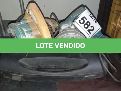 LOTE 582 - 01 PARAFUSADEIRA SKIL E 02 SERRAS PARA PISO MAKITA. (NO ESTADO) ATENÇÃO! FAZER A VISITAÇÃO ANTES DE ARREMATAR, NÃO SABEMOS SE FUNCIONA, LEILÃO NÃO TEM GARANTIA E NEM DEVOLUÇÃO, SUJEITO A POSSÍVEIS AVARIAS VISÍVEIS/OCULTAS E/OU AUSÊNCIA DE COMPONENTES.