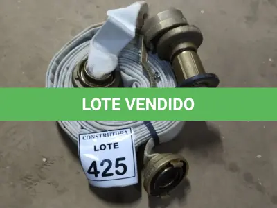 LOTE 425 - 01 MANGUEIRA DE INCÊNDIO COM ESGUINCHO REGULÁVEL. (NO ESTADO) ATENÇÃO! FAZER A VISITAÇÃO ANTES DE ARREMATAR, NÃO SABEMOS SE FUNCIONA, LEILÃO NÃO TEM GARANTIA E NEM DEVOLUÇÃO, SUJEITO A POSSÍVEIS AVARIAS VISÍVEIS/OCULTAS E/OU AUSÊNCIA DE COMPONENTES.