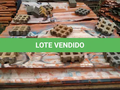 LOTE 625 - 01 LOTE COM TELHAS DE ZINCO QUE ERAM USADAS COMO TAPUME. (NO ESTADO) ATENÇÃO! FAZER A VISITAÇÃO ANTES DE ARREMATAR, NÃO SABEMOS SE FUNCIONA, LEILÃO NÃO TEM GARANTIA E NEM DEVOLUÇÃO, SUJEITO A POSSÍVEIS AVARIAS VISÍVEIS/OCULTAS E/OU AUSÊNCIA DE COMPONENTES.