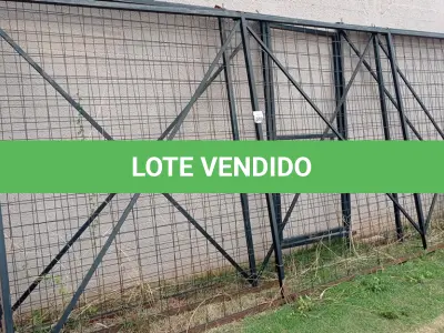 LOTE 589 - 03 GRADES EM FERRO NA COR PRETO. (NO ESTADO) ATENÇÃO! FAZER A VISITAÇÃO ANTES DE ARREMATAR, NÃO SABEMOS SE FUNCIONA, LEILÃO NÃO TEM GARANTIA E NEM DEVOLUÇÃO, SUJEITO A POSSÍVEIS AVARIAS VISÍVEIS/OCULTAS E/OU AUSÊNCIA DE COMPONENTES.
