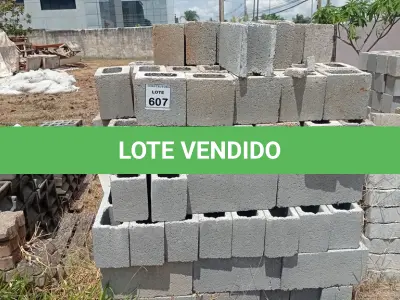 LOTE 607 - 01 LOTE COM BLOCOS DE CONCRETO DE 1 FURO. (NO ESTADO) ATENÇÃO! FAZER A VISITAÇÃO ANTES DE ARREMATAR, NÃO SABEMOS SE FUNCIONA, LEILÃO NÃO TEM GARANTIA E NEM DEVOLUÇÃO, SUJEITO A POSSÍVEIS AVARIAS VISÍVEIS/OCULTAS E/OU AUSÊNCIA DE COMPONENTES.