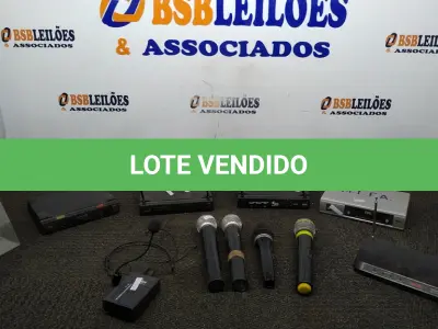 LOTE 019 - 03 MICROFONES E 05 RECEPTORES DE MARCAS E MODELOS DIVERSOS. (NO ESTADO) ATENÇÃO! FAZER A VISITAÇÃO ANTES DE ARREMATAR, NÃO SABEMOS SE FUNCIONA, LEILÃO NÃO TEM GARANTIA E NEM DEVOLUÇÃO, SUJEITO A POSSÍVEIS AVARIAS VISÍVEIS/OCULTAS E/OU AUSÊNCIA DE COMPONENTES.
