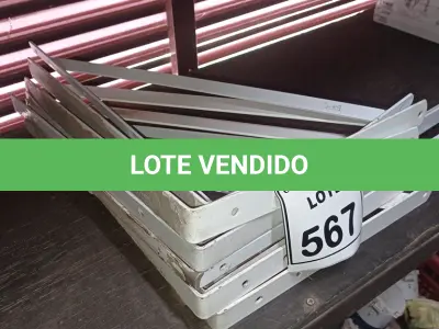 LOTE 567 - 08 CANTONEIRAS EM FERRO. (NO ESTADO) ATENÇÃO! FAZER A VISITAÇÃO ANTES DE ARREMATAR, NÃO SABEMOS SE FUNCIONA, LEILÃO NÃO TEM GARANTIA E NEM DEVOLUÇÃO, SUJEITO A POSSÍVEIS AVARIAS VISÍVEIS/OCULTAS E/OU AUSÊNCIA DE COMPONENTES.