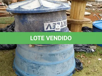 LOTE 620 - 01 CAIXAS D’AGUA SENDO 500L E 01 CAIXAS D’AGUA 1000L. (NO ESTADO) ATENÇÃO! FAZER A VISITAÇÃO ANTES DE ARREMATAR, NÃO SABEMOS SE FUNCIONA, LEILÃO NÃO TEM GARANTIA E NEM DEVOLUÇÃO, SUJEITO A POSSÍVEIS AVARIAS VISÍVEIS/OCULTAS E/OU AUSÊNCIA DE COMPONENTES.