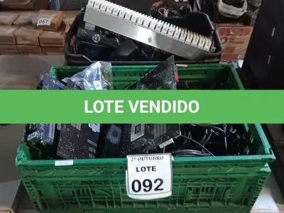 LOTE 092 - 01 LOTE COM VÁRIOS APARELHOS DE TELEFONE, PLACAS MÃE E GRANDE QUANTIDADE DE CABOS DIVERSOS. (NO ESTADO) ATENÇÃO! FAZER A VISITAÇÃO ANTES DE ARREMATAR, NÃO SABEMOS SE FUNCIONA, LEILÃO NÃO TEM GARANTIA E NEM DEVOLUÇÃO, SUJEITO A POSSÍVEIS AVARIAS VISÍVEIS/OCULTAS E/OU AUSÊNCIA DE COMPONENTES.