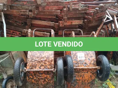 LOTE 631 - 02 GIRICOS E 01 CARRINHO DE MÃO PARA OBRA. (NO ESTADO) ATENÇÃO! FAZER A VISITAÇÃO ANTES DE ARREMATAR, NÃO SABEMOS SE FUNCIONA, LEILÃO NÃO TEM GARANTIA E NEM DEVOLUÇÃO, SUJEITO A POSSÍVEIS AVARIAS VISÍVEIS/OCULTAS E/OU AUSÊNCIA DE COMPONENTES.