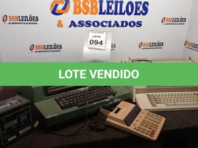 LOTE 094 - 01 MÁQUINA DE ESCREVER ELETRÔNICA, 01 MÁQUINA DE ESCREVER, 02 CALCULADORAS E 01 FONTE DE PC. (NO ESTADO) ATENÇÃO! FAZER A VISITAÇÃO ANTES DE ARREMATAR, NÃO SABEMOS SE FUNCIONA, LEILÃO NÃO TEM GARANTIA E NEM DEVOLUÇÃO, SUJEITO A POSSÍVEIS AVARIAS VISÍVEIS/OCULTAS E/OU AUSÊNCIA DE COMPONENTES.