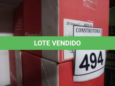 LOTE 494 - 01 LOTE COM INTERRUPTORES PARALELOS. (CAIXA ORGANIZADORA NAO INCLUSA) (NO ESTADO) ATENÇÃO! FAZER A VISITAÇÃO ANTES DE ARREMATAR, NÃO SABEMOS SE FUNCIONA, LEILÃO NÃO TEM GARANTIA E NEM DEVOLUÇÃO, SUJEITO A POSSÍVEIS AVARIAS VISÍVEIS/OCULTAS E/OU AUSÊNCIA DE COMPONENTES.
