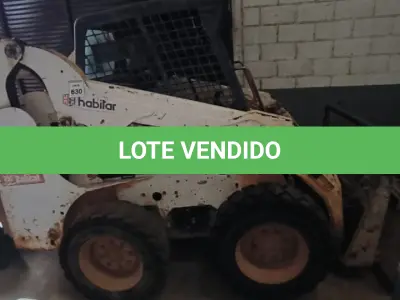 LOTE 630 - 01 BOB CAT. MODELO S 185 ANO 2010 COM IMPLEMENTOS. (NO ESTADO) ATENÇÃO! FAZER A VISITAÇÃO ANTES DE ARREMATAR, NÃO SABEMOS SE FUNCIONA, LEILÃO NÃO TEM GARANTIA E NEM DEVOLUÇÃO, SUJEITO A POSSÍVEIS AVARIAS VISÍVEIS/OCULTAS E/OU AUSÊNCIA DE COMPONENTES.