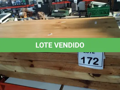 LOTE 172 - 05 TÁBUAS DE MADEIRA DE APROXIMADAMENTE 0,97X0,50 CM. (NO ESTADO) ATENÇÃO! FAZER A VISITAÇÃO ANTES DE ARREMATAR, NÃO SABEMOS SE FUNCIONA, LEILÃO NÃO TEM GARANTIA E NEM DEVOLUÇÃO, SUJEITO A POSSÍVEIS AVARIAS VISÍVEIS/OCULTAS E/OU AUSÊNCIA DE COMPONENTES.