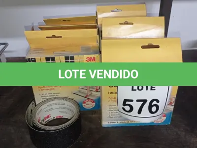 LOTE 576 - 01 LOTE COM FITAS ANTIDERRAPANTES. (NO ESTADO) ATENÇÃO! FAZER A VISITAÇÃO ANTES DE ARREMATAR, NÃO SABEMOS SE FUNCIONA, LEILÃO NÃO TEM GARANTIA E NEM DEVOLUÇÃO, SUJEITO A POSSÍVEIS AVARIAS VISÍVEIS/OCULTAS E/OU AUSÊNCIA DE COMPONENTES.