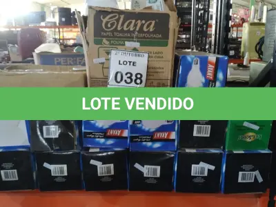 LOTE 038 - 01 LOTE COM GRANDE QUANTIDADE DE LÂMPADAS E BOCAIS DE MARCAS E MODELOS DIVERSOS. (NO ESTADO) ATENÇÃO! FAZER A VISITAÇÃO ANTES DE ARREMATAR, NÃO SABEMOS SE FUNCIONA, LEILÃO NÃO TEM GARANTIA E NEM DEVOLUÇÃO, SUJEITO A POSSÍVEIS AVARIAS VISÍVEIS/OCULTAS E/OU AUSÊNCIA DE COMPONENTES.