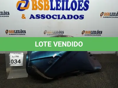 LOTE 034 - 01 TANQUE DE MOTO FAZER 250. (NO ESTADO) ATENÇÃO! FAZER A VISITAÇÃO ANTES DE ARREMATAR, NÃO SABEMOS SE FUNCIONA, LEILÃO NÃO TEM GARANTIA E NEM DEVOLUÇÃO, SUJEITO A POSSÍVEIS AVARIAS VISÍVEIS/OCULTAS E/OU AUSÊNCIA DE COMPONENTES.