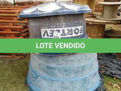 LOTE 620 - 01 CAIXAS D’AGUA SENDO 500L E 01 CAIXAS D’AGUA 1000L. (NO ESTADO) ATENÇÃO! FAZER A VISITAÇÃO ANTES DE ARREMATAR, NÃO SABEMOS SE FUNCIONA, LEILÃO NÃO TEM GARANTIA E NEM DEVOLUÇÃO, SUJEITO A POSSÍVEIS AVARIAS VISÍVEIS/OCULTAS E/OU AUSÊNCIA DE COMPONENTES.